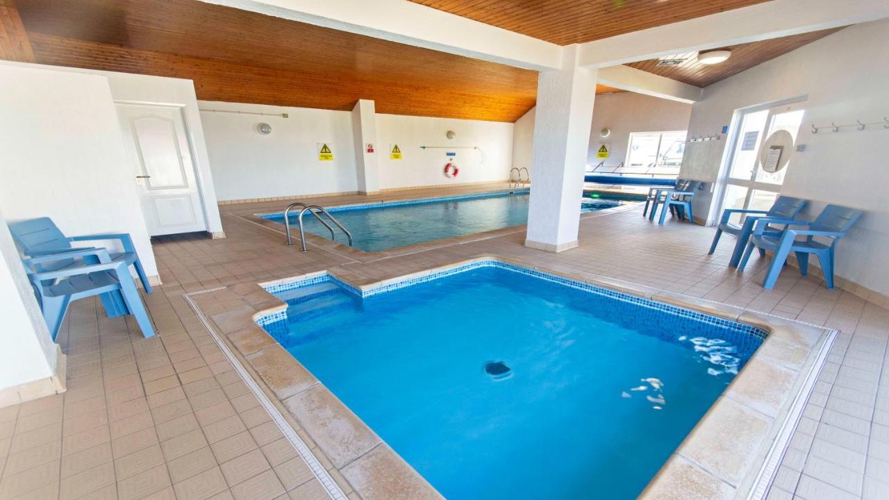 Clifton Court Apt 16 With Indoor Heated Pool & Sea Views Croyde Εξωτερικό φωτογραφία