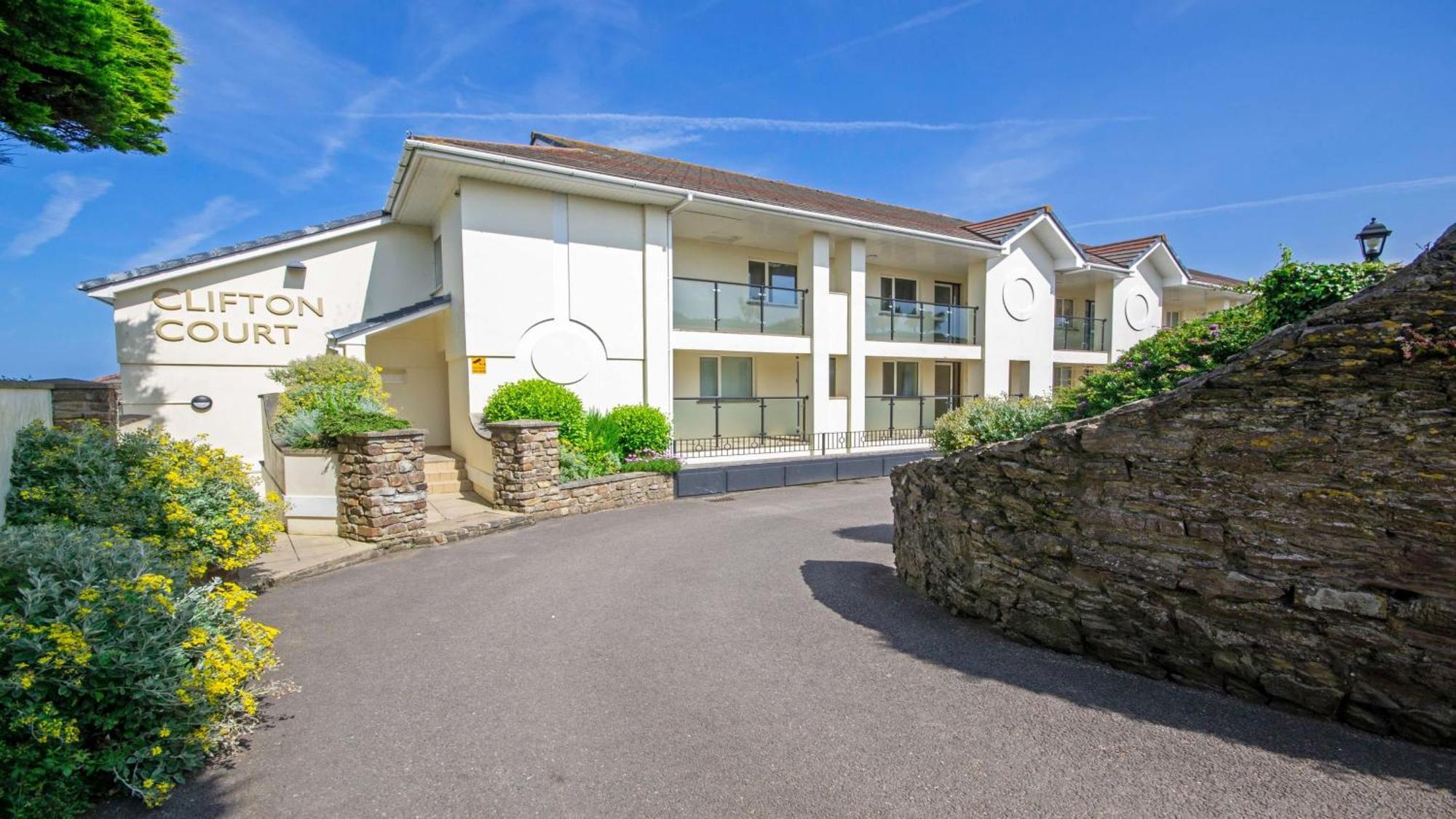 Clifton Court Apt 16 With Indoor Heated Pool & Sea Views Croyde Εξωτερικό φωτογραφία