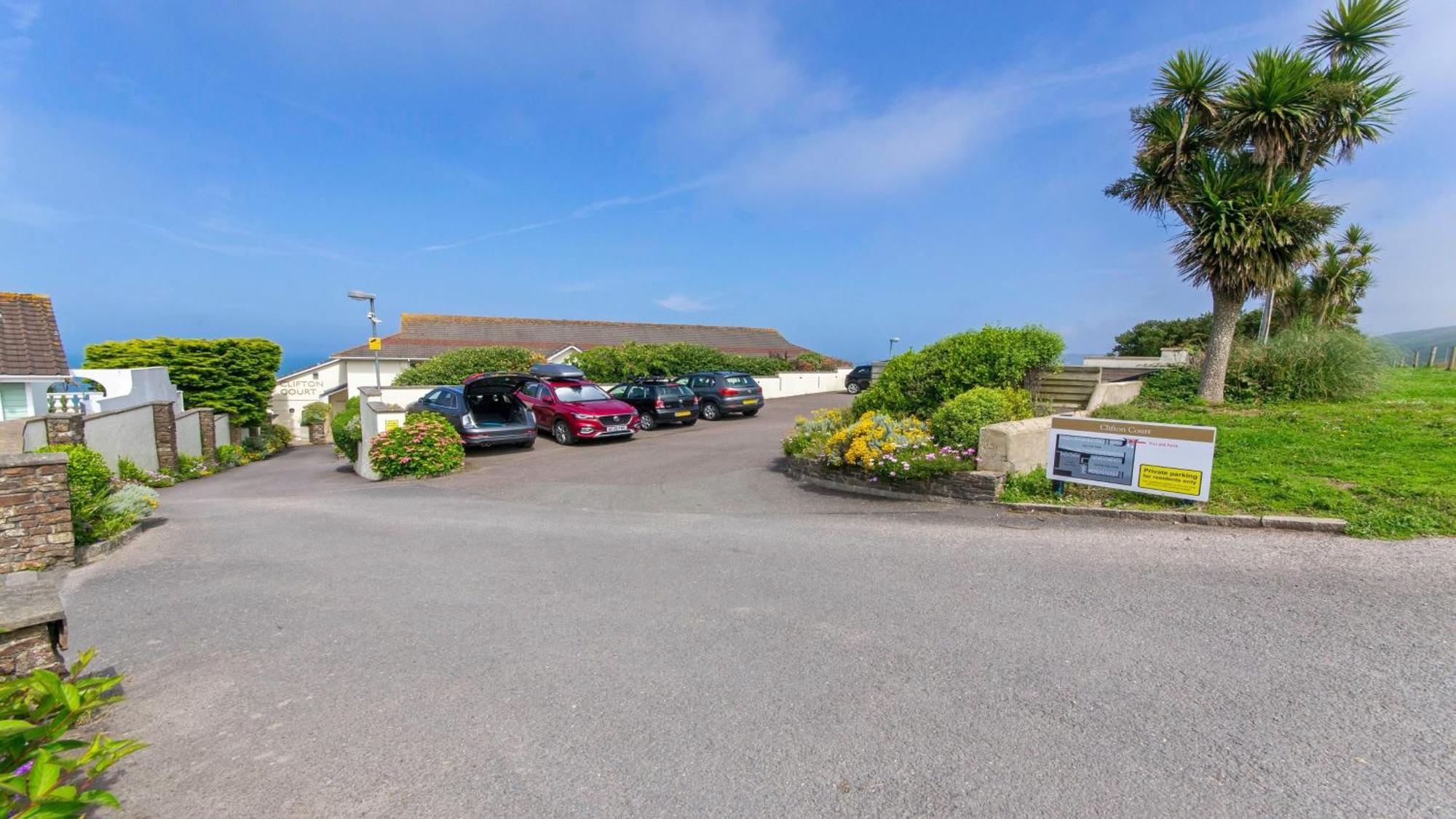 Clifton Court Apt 16 With Indoor Heated Pool & Sea Views Croyde Εξωτερικό φωτογραφία